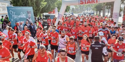 Sarıçam’da, Cumhuriyet coşkusu koşuyla taçlandı