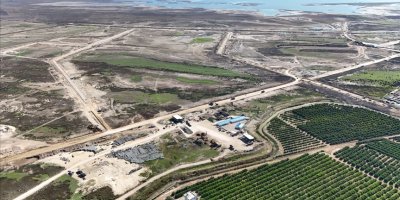 Adana valisi Köşger, tarıma dayalı OSB’de incelemelerde bulundu