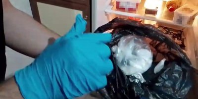 Buzdolabında kokain yakalattı, "İçiciyim" dedi ama tutuklandı