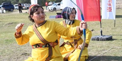 Geleneksel okçulukta "Remy-i Sedad Açık Hava Federasyon Kupası" Adana’da başladı