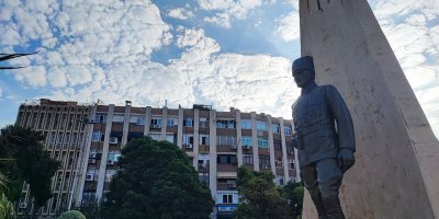 Adana’da saat 9’u 5 geçe hayat durdu