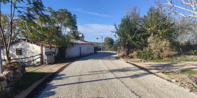 Herekli Mahallesi'nde sathi kaplama yol çalışması tamamlandı