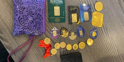 Adana'da halıdan servet çıktı: Dürüst çalışandan örnek davranış