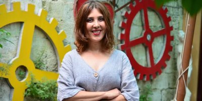 Adanalı Yazar ve Senarist Ayça Öztorun hayatını kaybetti.