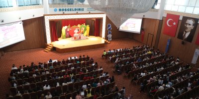 Yüreğir Belediyesi'nden ara tatilde çocuklara tiyatro sürprizi