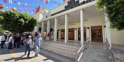 Bakan Işıkhan açıkladı: Adana Büyükşehir’in SGK borcu rekor seviyede