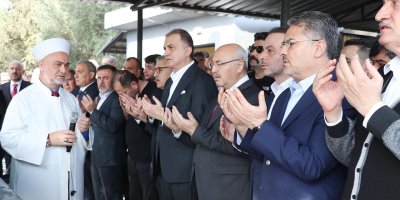 Ömer Çelik’in dayısı Hasan Öztopal, son yolculuğuna uğurlandı