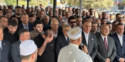 AK Parti Sözcüsü Ömer Çelik'in acı günü