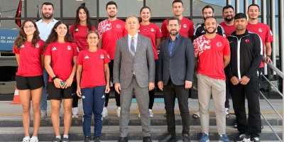 Adanalı sporcular "İslami Dayanışma Oyunları" için uğurlandı