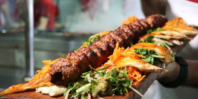 ‘Türkiye'nin en çok akla gelen lezzetleri' listesinde Adana kebabının 3'üncü olmasına tepki