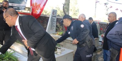 Şehit Kaymakam Saim Bey kabri başında anıldı