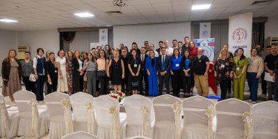 Adana’da uluslararası eğitim zirvesi düzenlendi: Dijital ekolojik kütüphane projesi tanıtıldı