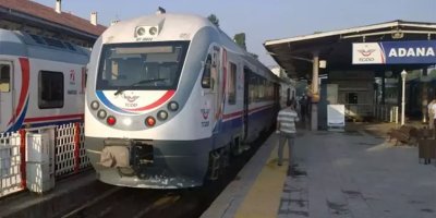 Adana’da ulaşım yatırımları hızlanıyor: Hızlı tren ve yeni yollar için geri sayım