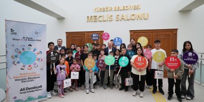 Yüreğir’de çocuklar meclisin konuğu oldu: Demirçalı’dan umut dolu mesajlar