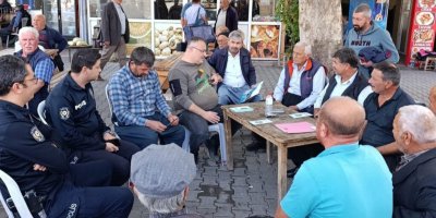 Karaisalı’da dolandırıcılık uyarısı: Emniyet ekipleri cami çıkışında bilgilendirme yaptı