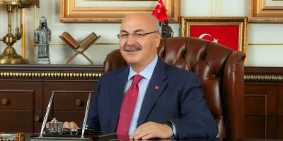 Vali Köşger’den 24 Kasım mesajı: “Öğretmenlerimiz yarınımızın mimarlarıdır”