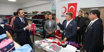 Karaisalı’da Dayanışma Adımı: Sosyal Market Tanıtıldı