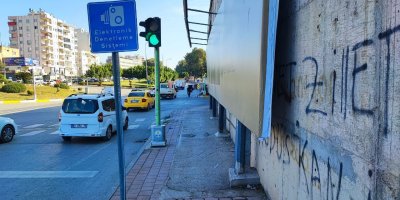 Adana'da engelli rampasına engel