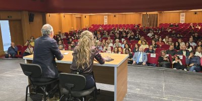 ÇYDD Adana’da edebiyat ve tarihi buluşturdu: Sema Soykan ve Emin Çapa ile geçmişten geleceğe bakış