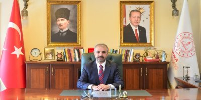 Adana İl Millî Eğitim Müdürü Yusuf Tüfekçi görevinden ayrıldı