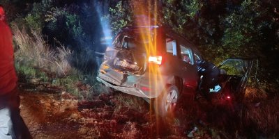 Adana'daki zincirleme kazada yaralanan sürücü kaldırıldığı hastanede hayatını kaybetti