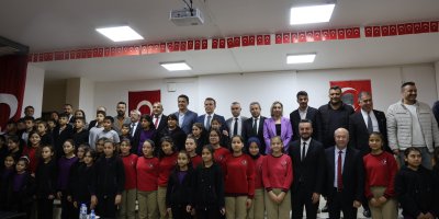 Bu okul yapay zeka ile hem öğrenci takibi sağladı hem de sıfır atık tasarrufuna geçti