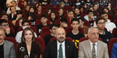 İl Sağlık Müdürü Halil Nacar Final Okulları’nda öğrencilerle buluştu