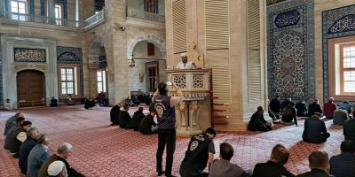 Adana’da camilerde dolandırıcılık uyarısı