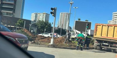 Türkmenbaşı Bulvarı’nda bulunan turunç ağaçları neden kesiliyor?