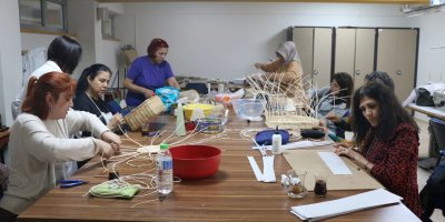 Adana'da Seyhan Şehit Yavuz Öztürk Halk Eğitim Merkezi tanıtıldı