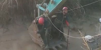 Adana’da dereye düşen iki çocuktan biri yaşamını yitirdi