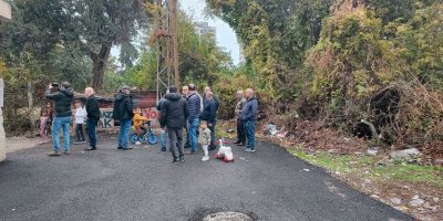 Mahallenin yol ve yeşil alanı belediye tarafından bir türlü yapılmadı
