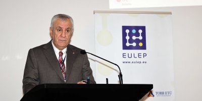 Adana'da mesleki eğitim konferansı