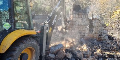 Adana Aladağ’da ev yangını: 85 yaşındaki alzheimer hastası kadın hayatını kaybetti