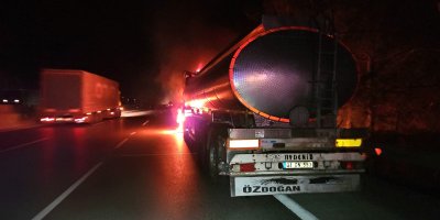 Seyir halindeki tankerde yangın çıktı alevler ormana sıçradı