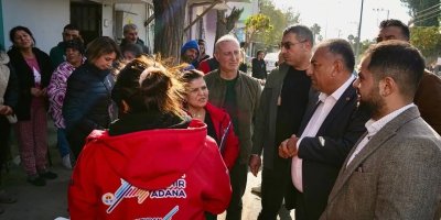 Adana Büyükşehir Belediye Başkan Vekili Güngör Geçer yangın mağdurlarını ziyaret etti