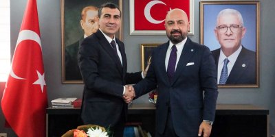 CHP Adana İl Örgütü’nden İYİ Parti’ye hayırlı olsun ziyareti