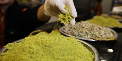 Fıstık fiyatları arttı: Sahtekarların kullandığı gıda boyası ve bezelyeye dikkat