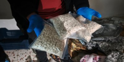 Adana'da torbacı operasyonunda 5 kişi tutuklandı