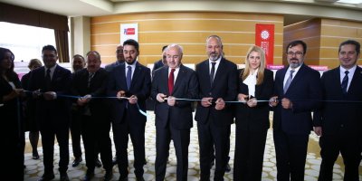 Dijital Dünyada Güvenli Kalmak - Adana Zirvesi'nin açılışı gerçekleştirildi