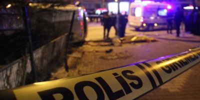 Adana’da cinnet getiren baba, 2 çocuğunu öldürüp kendi yaşamına son verdi.