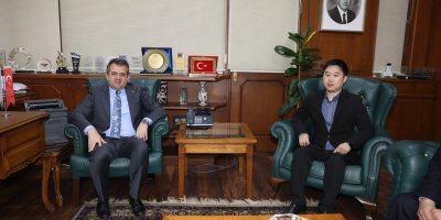 Çukurova Üniversitesi’ne Çin’den tarımsal analiz desteği