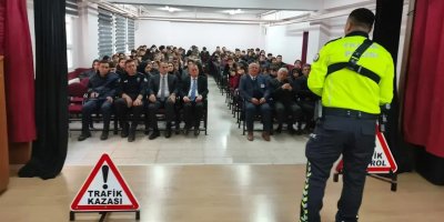 Saimbeyli Kaymakamı Emre Aydın’dan öğrencilere trafik ve sanal bahis uyarısı