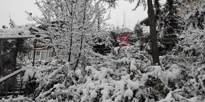 Adana’nın yüksek kesimleri beyaza büründü