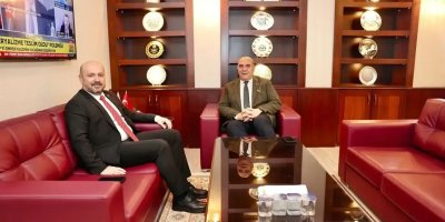 İl Sağlık Müdürü Nacar’dan İl Millî Eğitim Müdürü Aras’a hayırlı olsun ziyareti