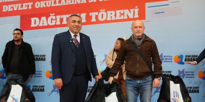 Adana Büyükşehir’den 500 okula spor malzemesi desteği