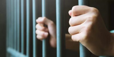 Adana’da internetten ikinci el telefon dolandırıcılığına 2 yıl 3 ay hapis