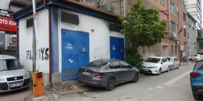 Adana’da sokak ortasında bıçaklı saldırı: 19 yaşındaki genç hayatını kaybetti