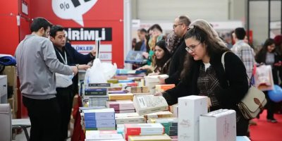 Çukurova 18. Kitap Fuarı Adana’da başladı: Hedef 350 bin okur