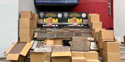 Adana'da depoda binlerce kaçak tütün ürünü ele geçirildi: 2 kişi tutuklandı